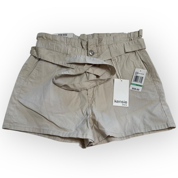 Kensie Pants - NWT Kensie High Rise Paperbag Shorts in Stone – Size 8/29